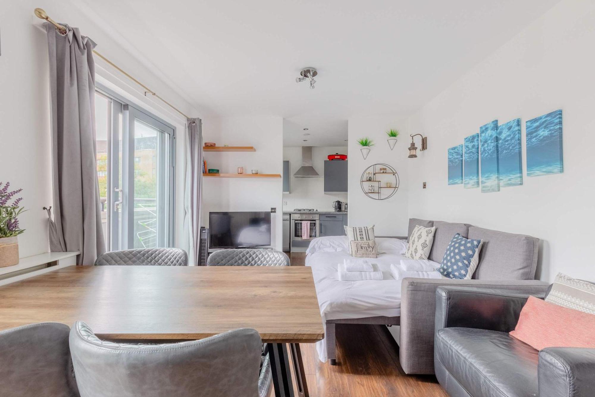 Apartment Bright 2 Bedroom Flat In Lambeth With Balcony