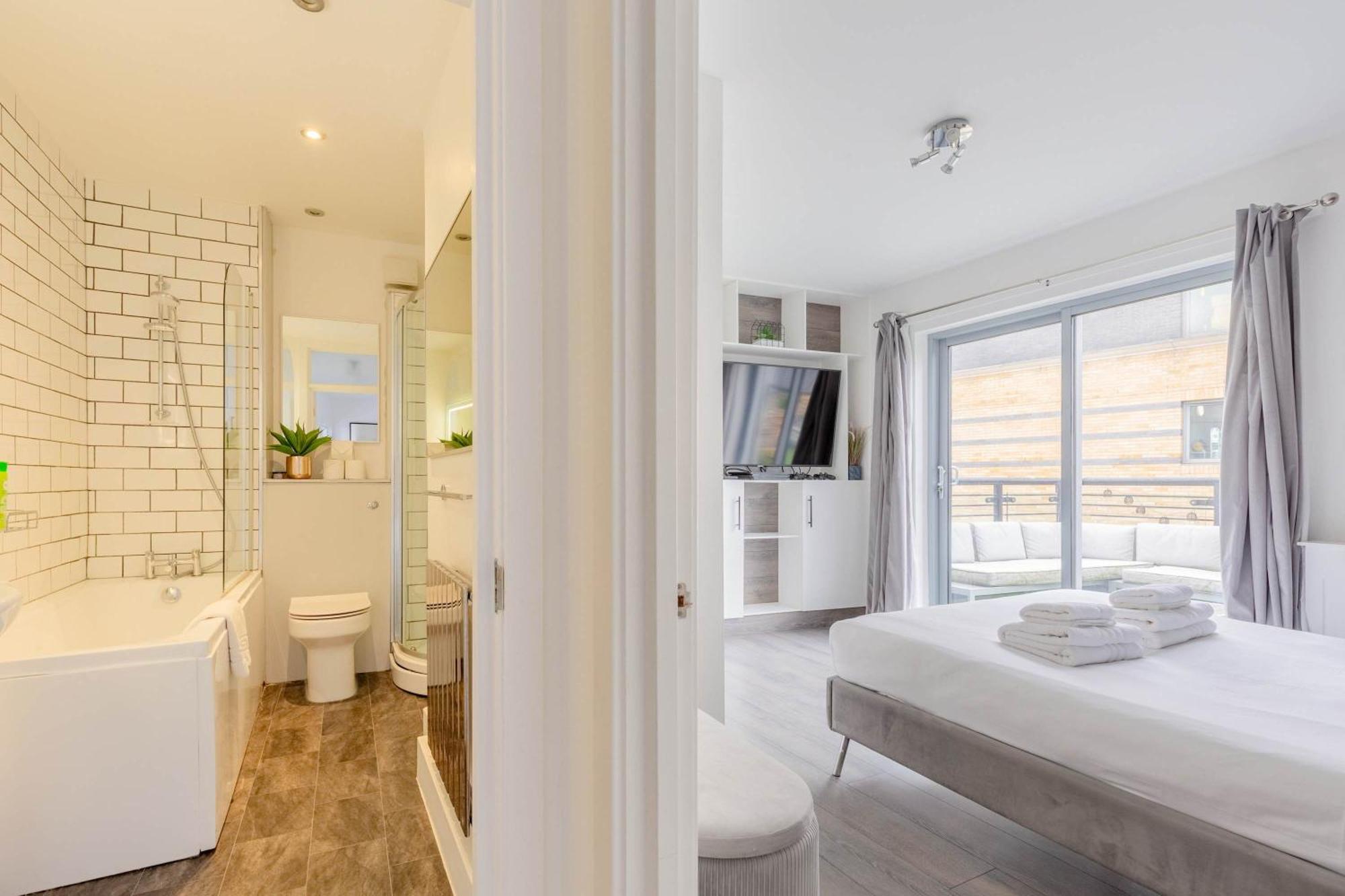 Apartment Bright 2 Bedroom Flat In Lambeth With Balcony London