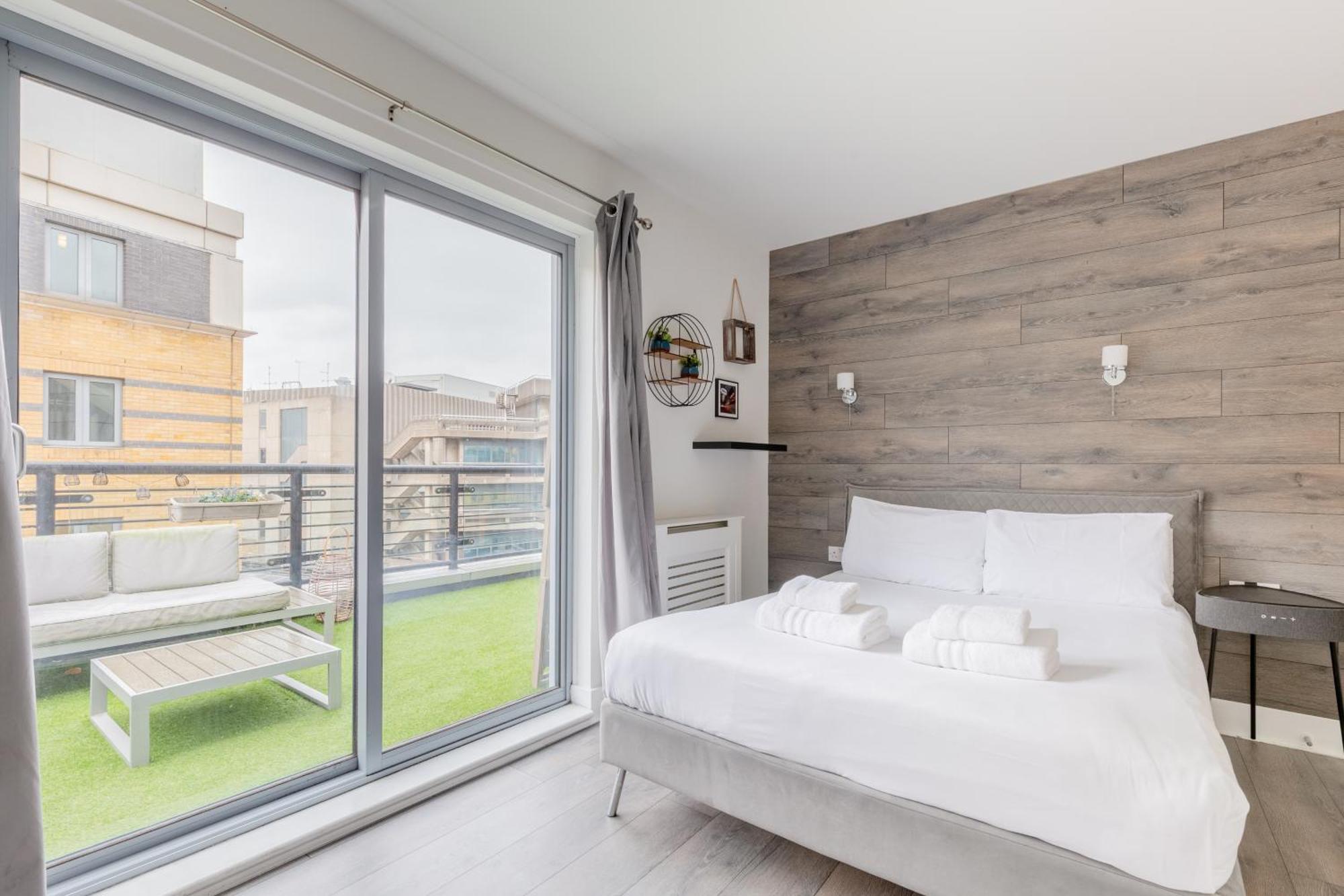 Apartment Bright 2 Bedroom Flat In Lambeth With Balcony London