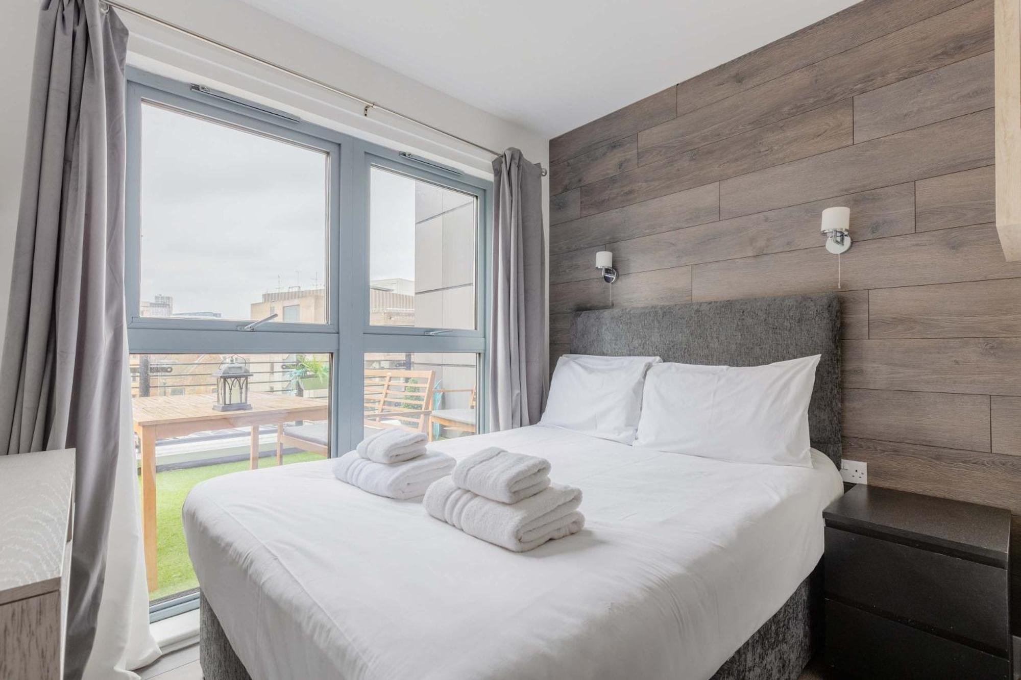 Bright 2 Bedroom Flat In Lambeth With Balcony Apartment *